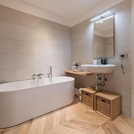 Trastevere Luxury ローマ
